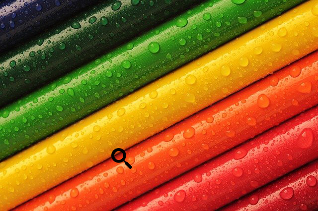 pencils 452238 640 met vergrootglas